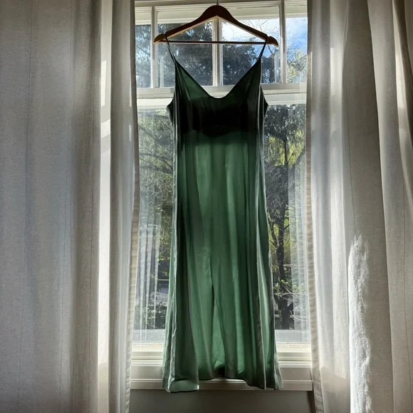 Kamperett Mae dress in mint organza - Picture 6 of 14